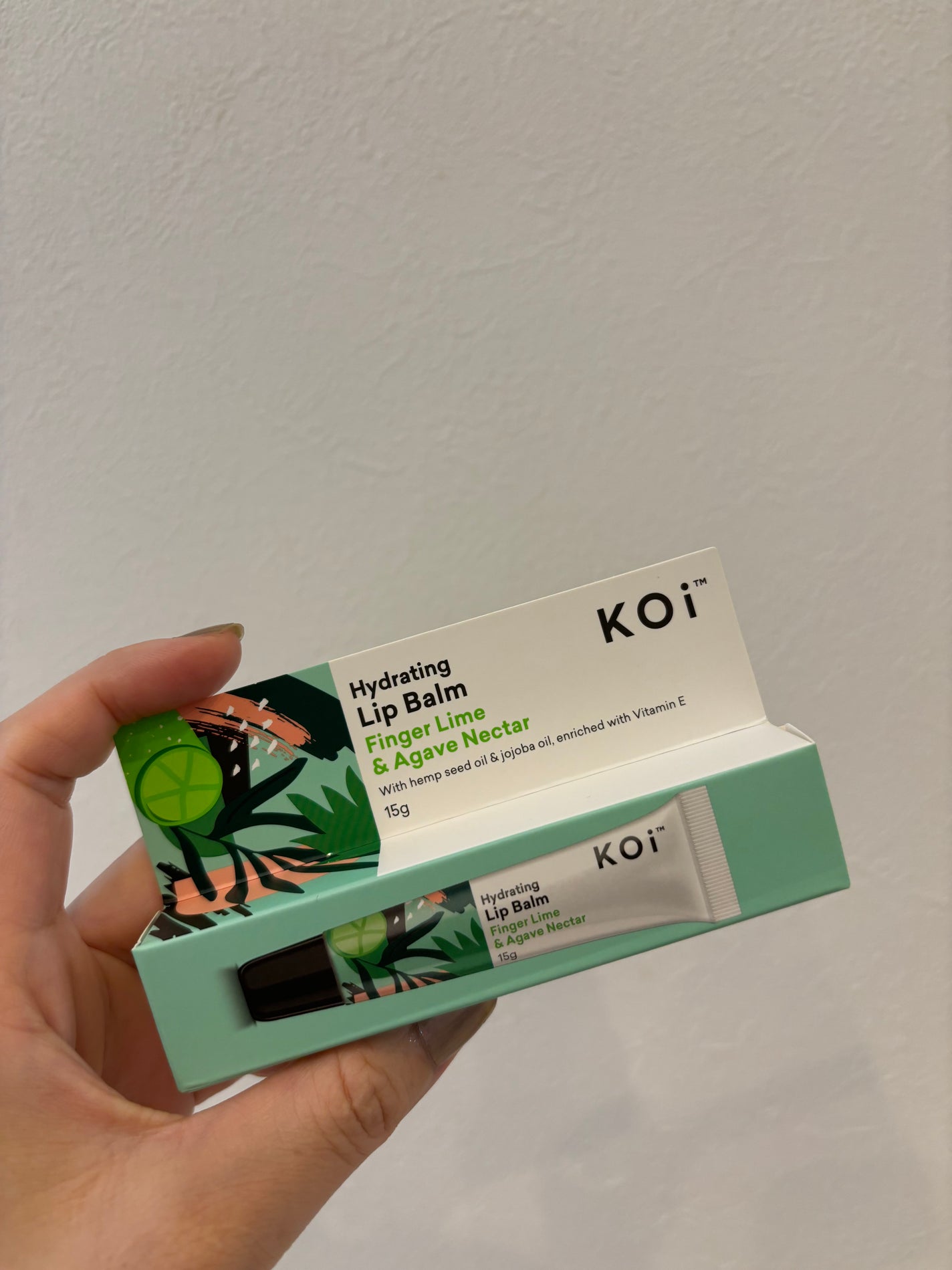 candy3ks on LIPS 「⚪️KOiHydratingLipBalmFingerlime..」(4枚目)