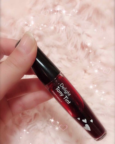 またまた韓国コスメについてご紹介します🦄

今回はDelight Tony Tint 02 レッドです💄💋
こちらも新大久保で購入した物です。

皆さんもご存知だと思いますが、全く落ちません🙅‍♀️2枚