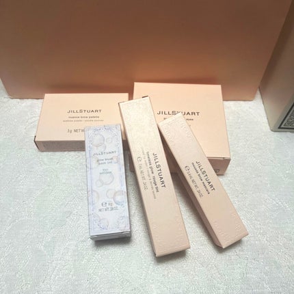 ジルスチュアート ブルームクチュール アイズ/JILL STUART/アイシャドウパレットを使ったクチコミ(1枚目)