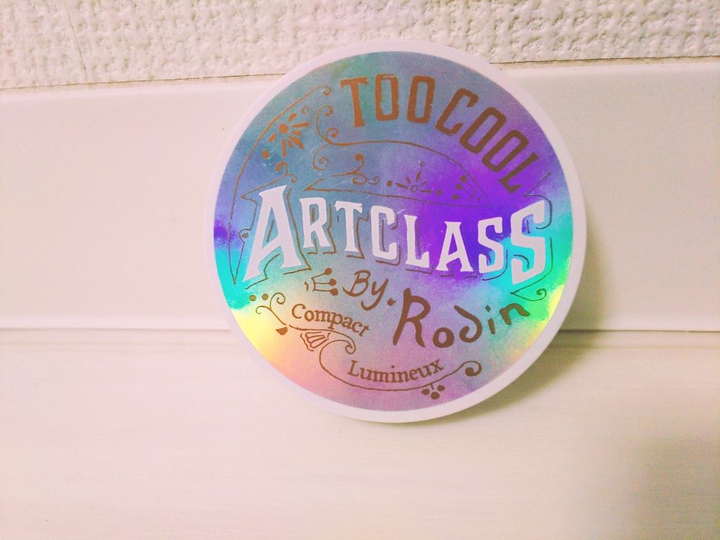 アートクラス バイ ロダン ルミネージュ バーニッシュ/too cool for school/プレストパウダーを使ったクチコミ(1枚目)
