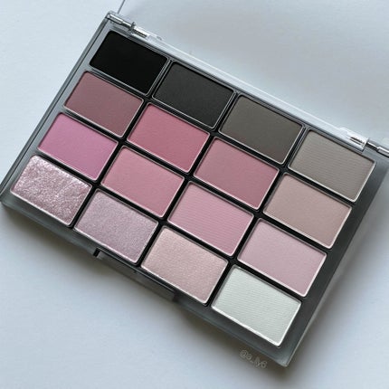 ソフトブラーリングアイパレット/wakemake/アイシャドウパレットを使ったクチコミ(2枚目)