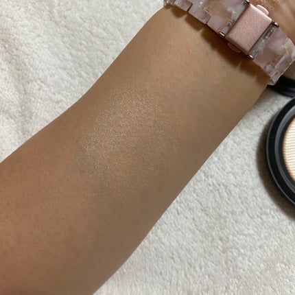 エクストラ ディメンション スキンフィニッシュ/M・A・C/プレストパウダーを使ったクチコミ(4枚目)