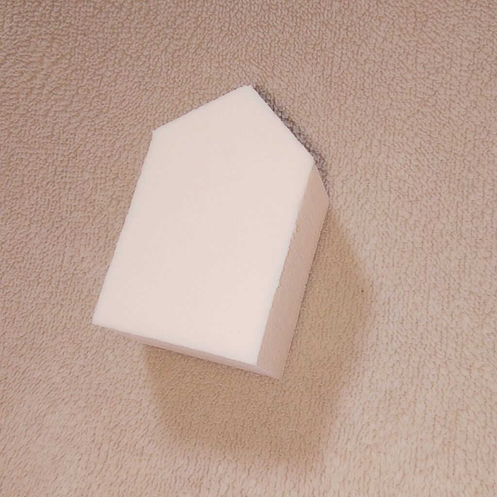 キャンドゥ メイクアップパフのクチコミ「◆CanDo ハウス型メイク用パフ 10P◆


Point♡
・ハウス型
・水あり・水なし両.....」（2枚目）