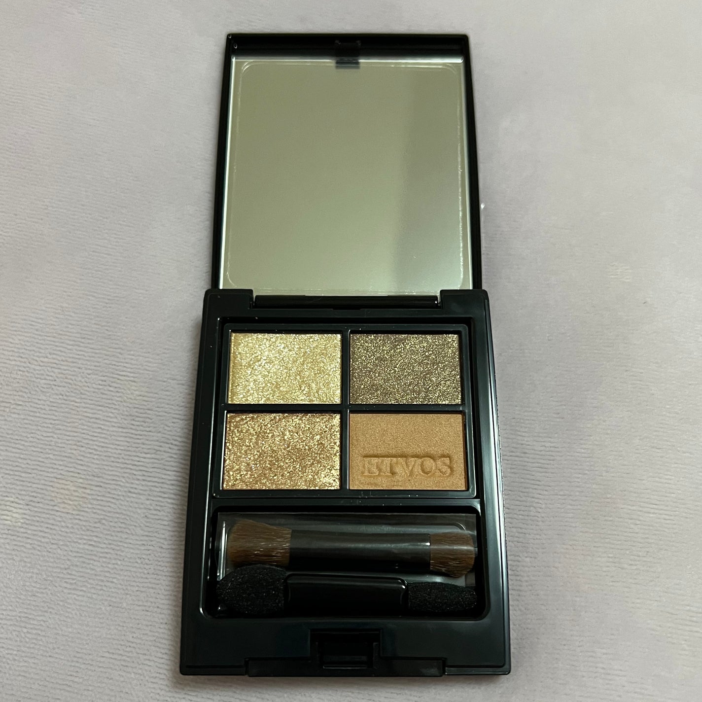 ミネラルクラッシィシャドー/エトヴォス/アイシャドウパレットを使ったクチコミ(1枚目)