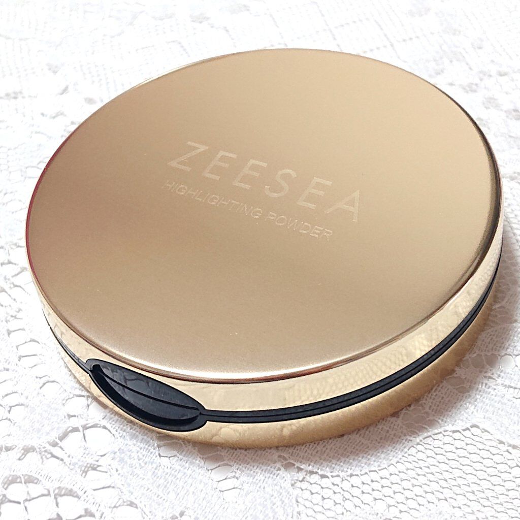 ZEESEA 顔がキラキラ  オーロラ系ハイライト/ZEESEA/パウダーハイライトを使ったクチコミ（2枚目）