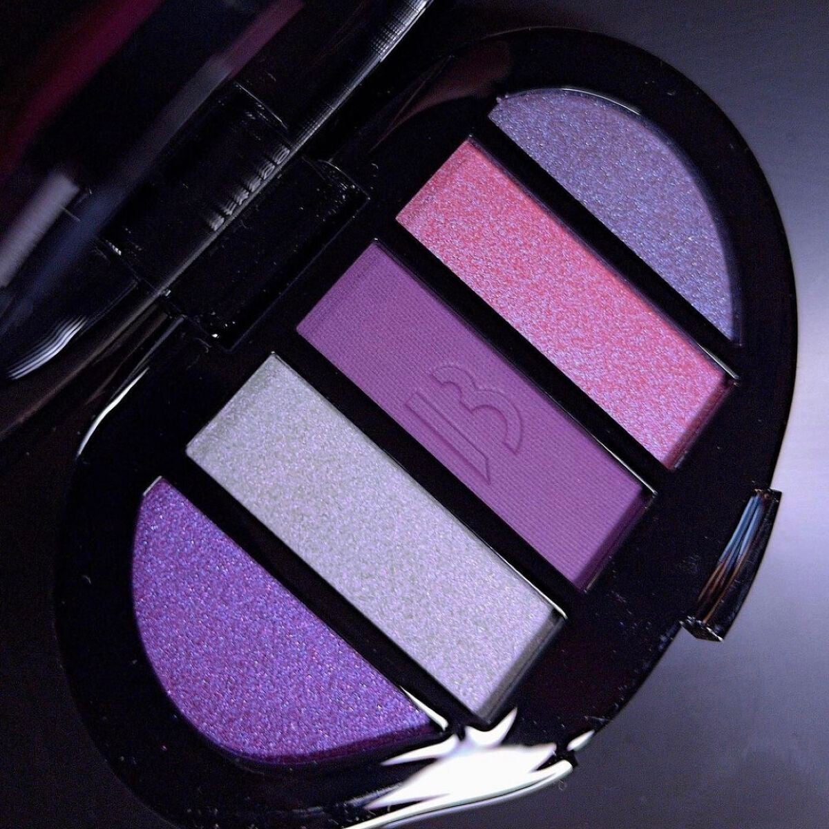 Eyeshadow 5 Colour Compacts/BYREDO/アイシャドウパレットを使ったクチコミ(3枚目)