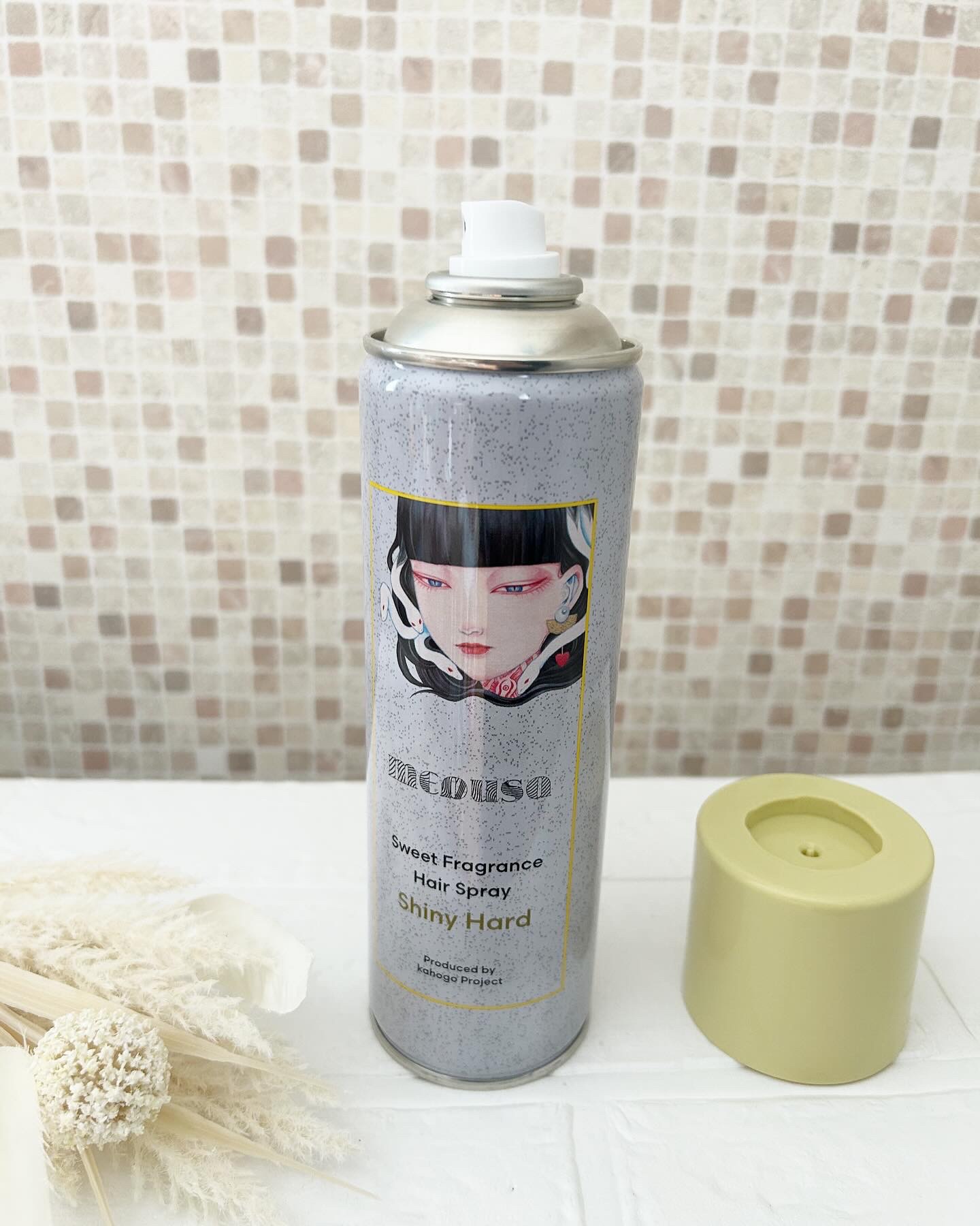 スウィートフレグランスヘアスプレー シャイニーハード/メドゥーサ/ヘアスプレーを使ったクチコミ（2枚目）