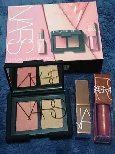 オーガズムファンタジートリオ/NARS/メイクアップキットを使ったクチコミ（1枚目）