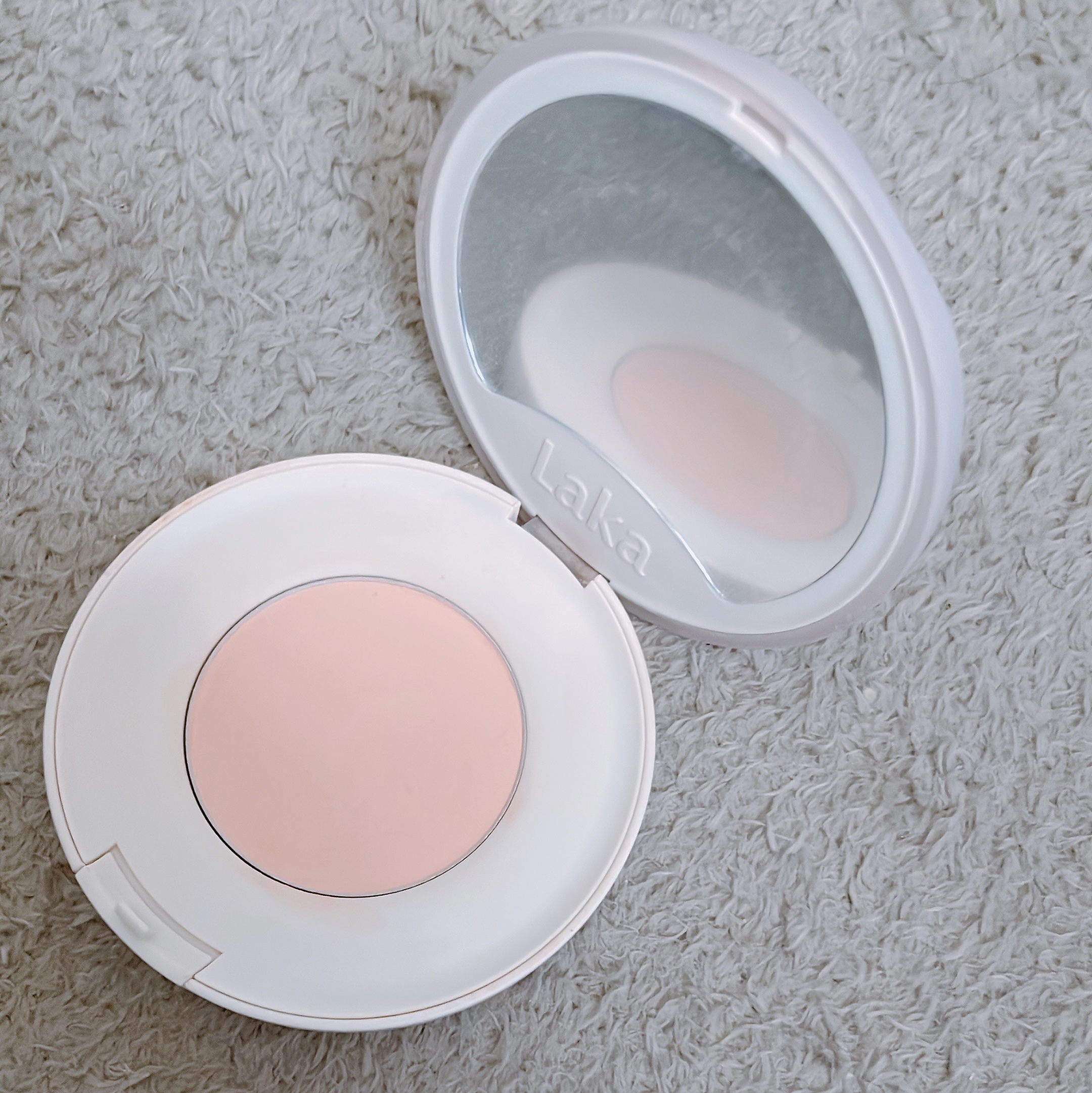 バイタルシアーブラッシャー/Laka/パウダーチークを使ったクチコミ（2枚目）