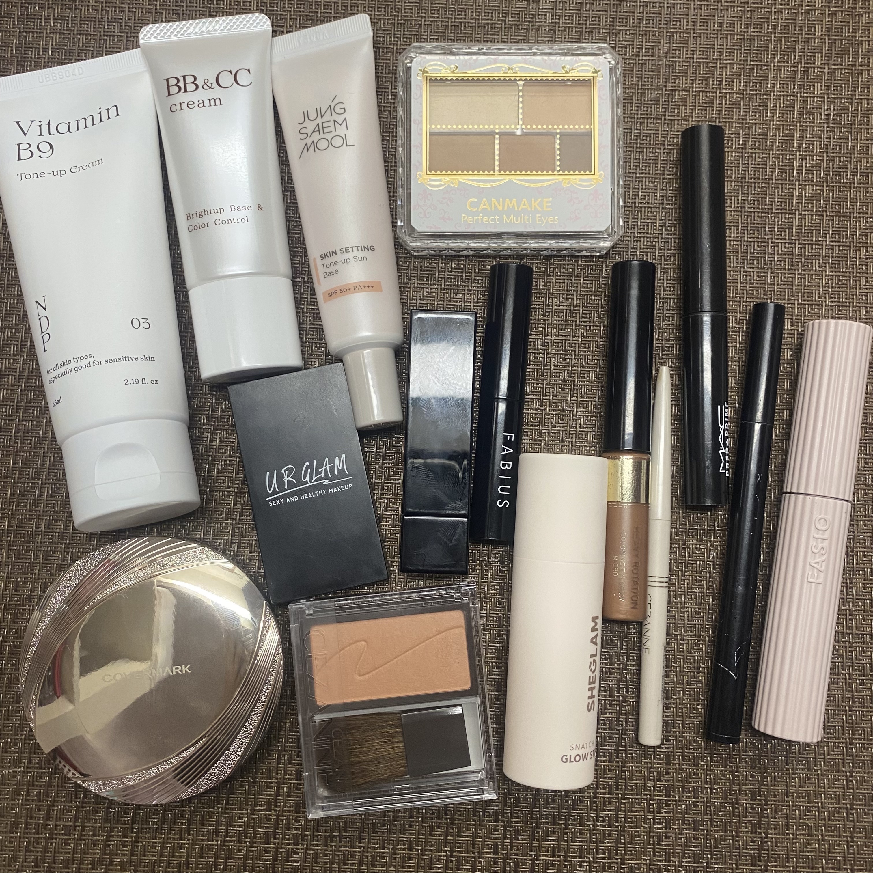 BB＆CCクリーム クリアグレージュ/LAUDi/BBクリームを使ったクチコミ（3枚目）