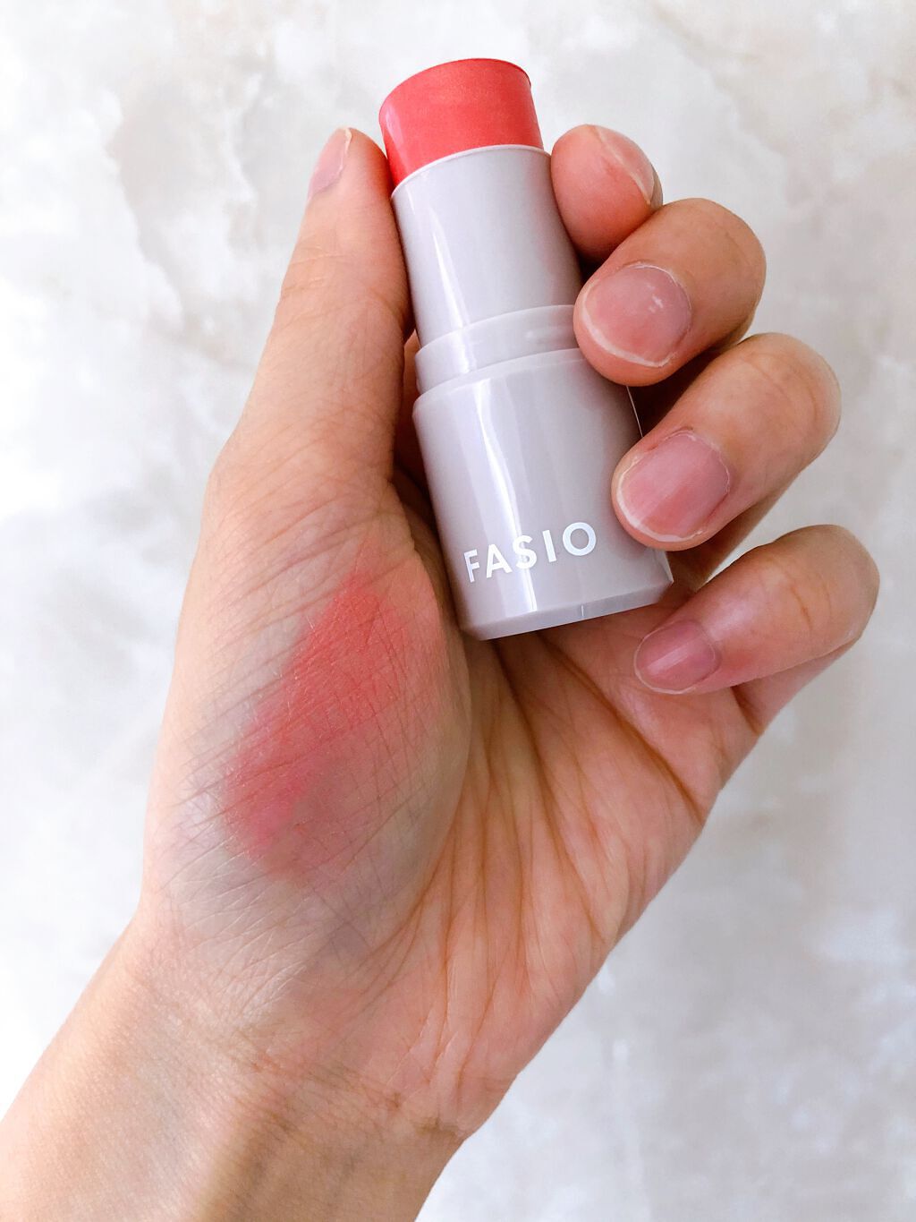 MAYU on LIPS 「好きなパーツに簡単にさっと使える☺️ファシオ マルチフェイスス..」(3枚目)