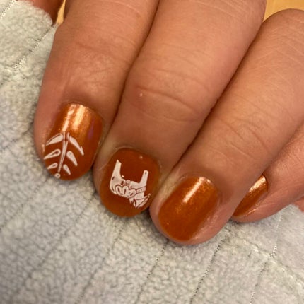 キャンドゥ ネイルスタンプのクチコミ「気になっていたスタンプ買ってみました。
初挑戦の結果は画像2枚目をご覧ください。
まあまあ、.....」(2枚目)