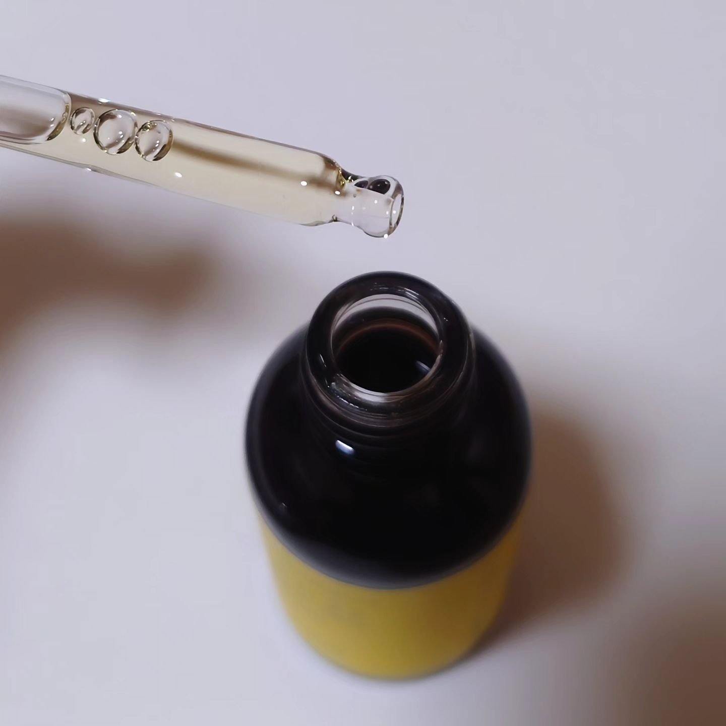 グリーンタンジェリンビタC27ダークスポットケアアンプル/goodal/美容液を使ったクチコミ（2枚目）