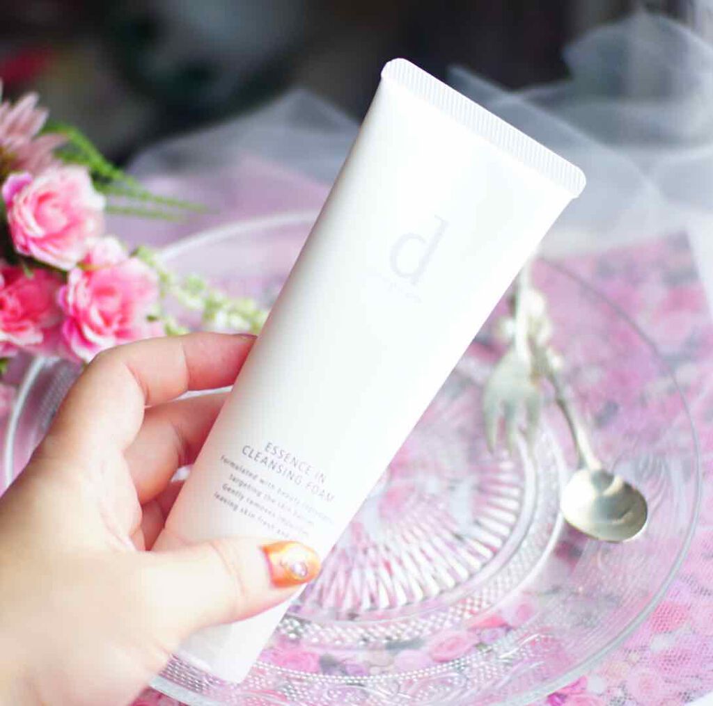 エッセンスイン クレンジングフォーム/d プログラム/洗顔フォームを使ったクチコミ(1枚目)