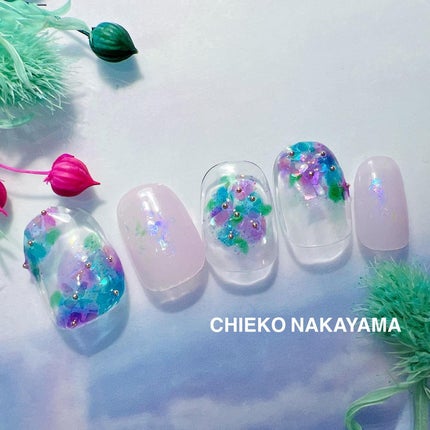 なかやまちえこ on LIPS 「紫陽花ネイル☔️⠀⠀365日ネイル117日め⠀#nail#na..」(1枚目)