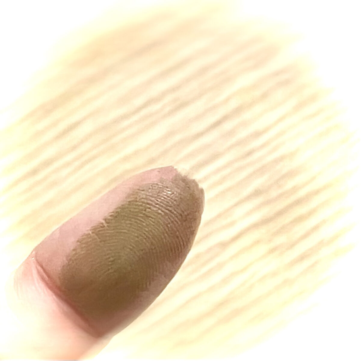 ワンダー キューブ アイシャドウ マット M005/リンメル ロンドン/単色アイシャドウを使ったクチコミ（2枚目）