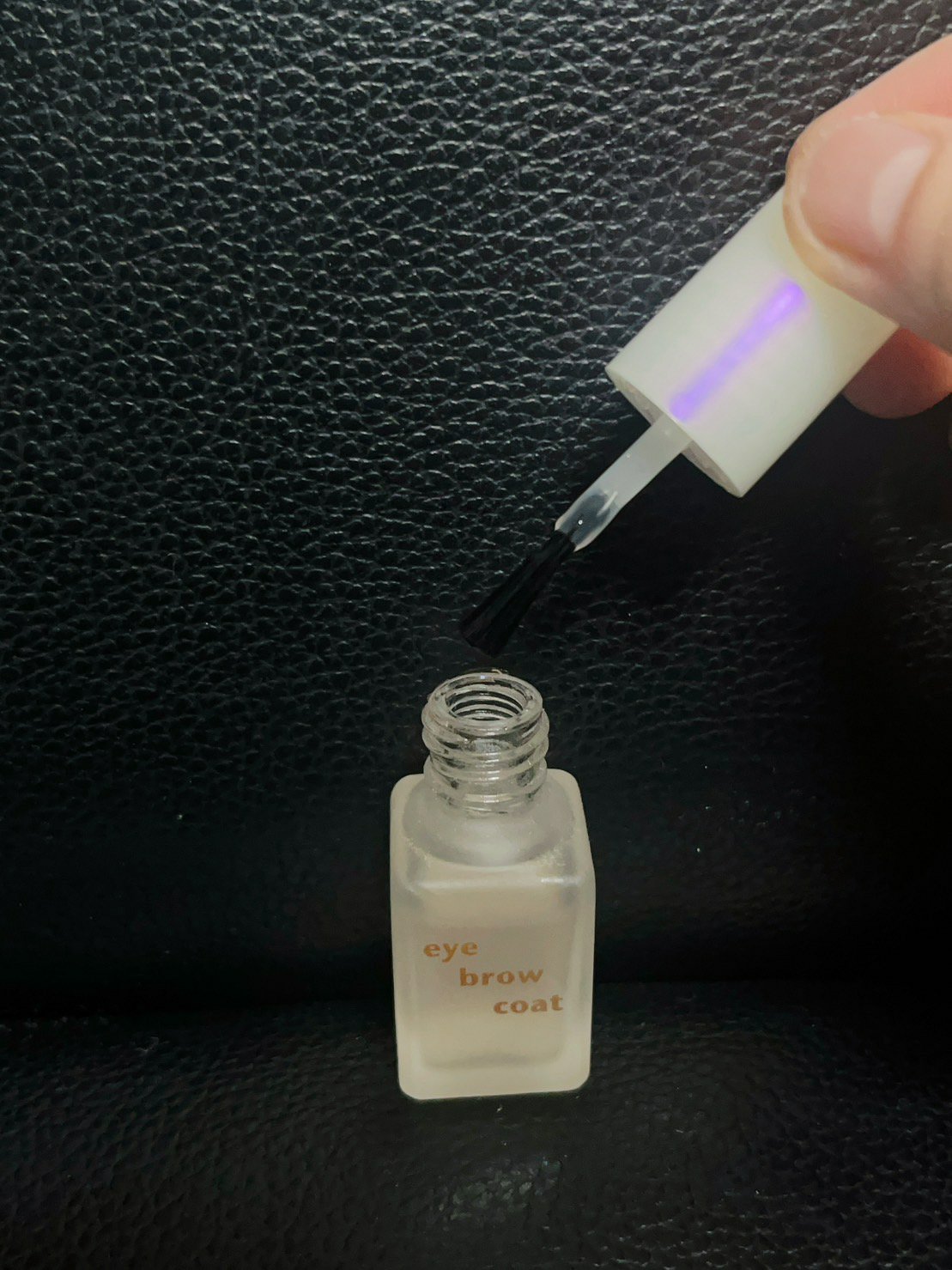 エバビレーナ アイブローコート/DAISO/アイブロウコートを使ったクチコミ（2枚目）