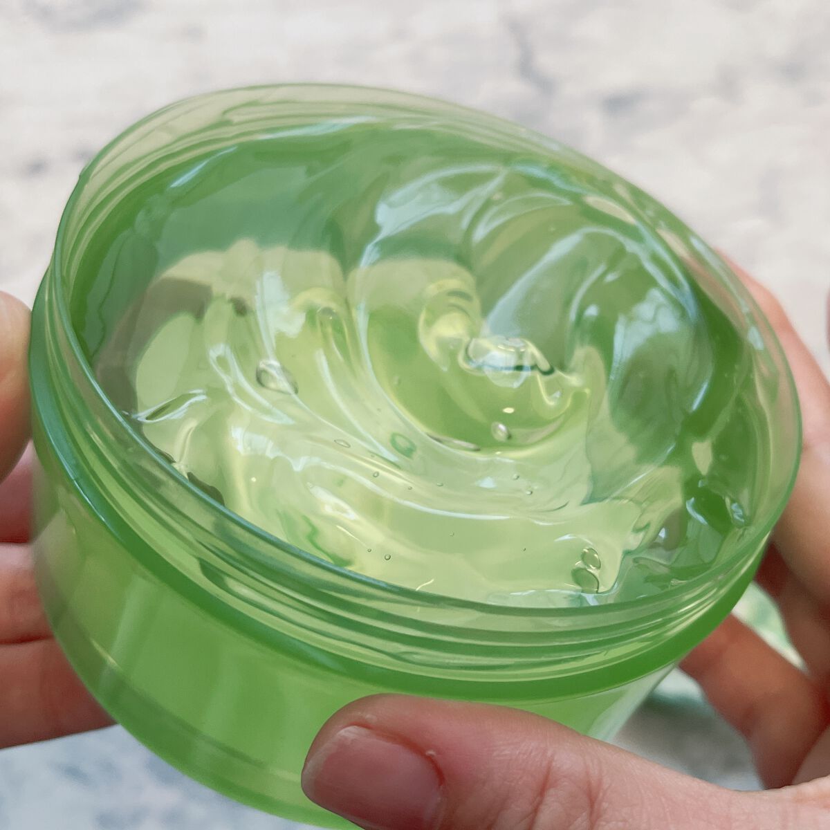 マイルド&モイスチャーアロエジェル/ネイチャーリパブリック/ボディローションを使ったクチコミ(6枚目)