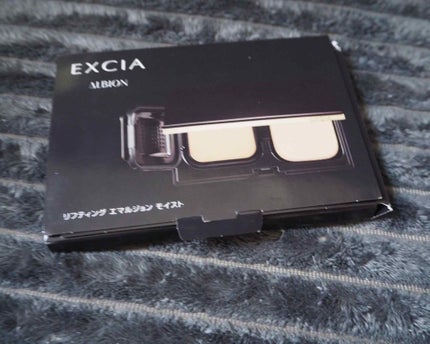 ALBION リフティング エマルジョン モイストのクチコミ「お試し用でもらったファンデーションがとても良かったので
載せます(*Ü*)
クリーム系のファ.....」(2枚目)