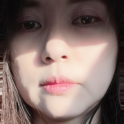 DECORTÉ ザ・パウダーファンデーションのクチコミ「デコルテパウダーファンデでお直し
ぶらしでふわっとのせます。
毛穴落ちした
パテ職人やらなんや.....」(1枚目)