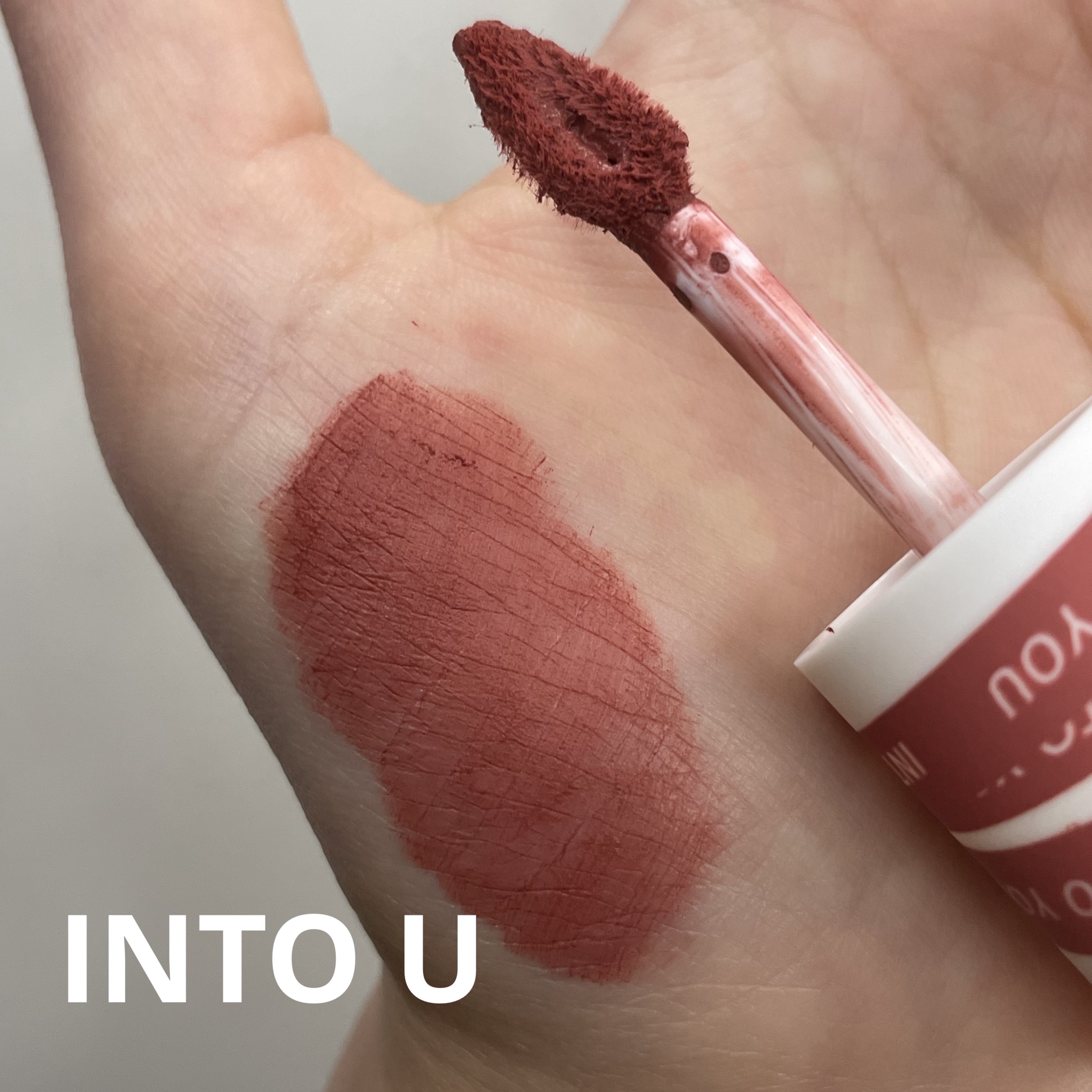 スーパーマットリップ＆チークマッド EM08 インフルエンサーモカ/INTO U/口紅を使ったクチコミ（1枚目）