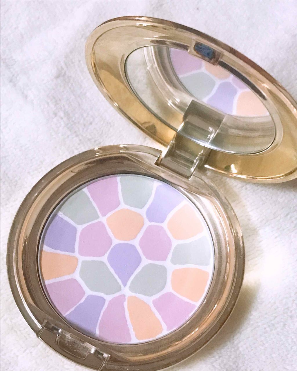 ラ プードル オートニュアンス/Elégance/プレストパウダーを使ったクチコミ（1枚目）