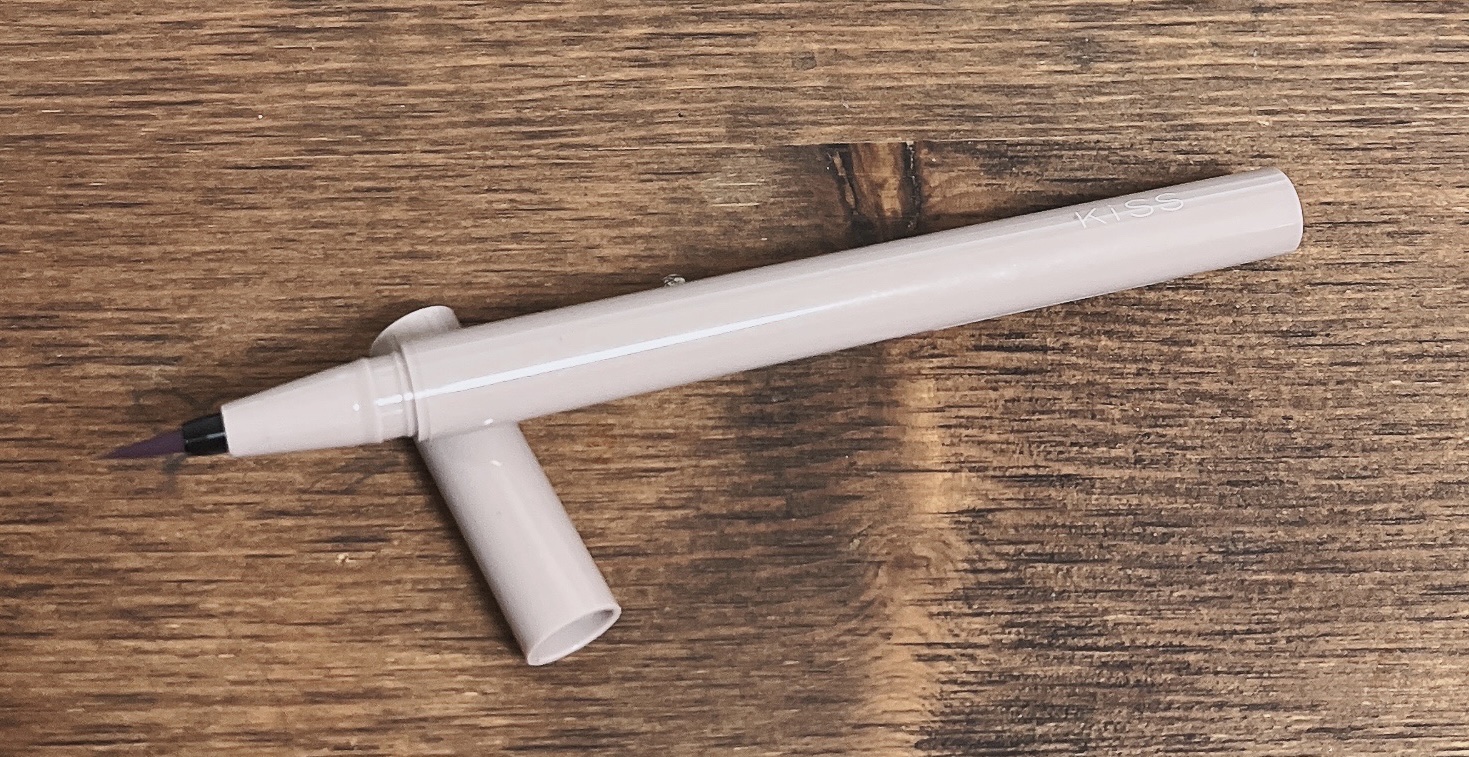 ニューアピールライナー/KiSS/リキッドアイライナーを使ったクチコミ（1枚目）