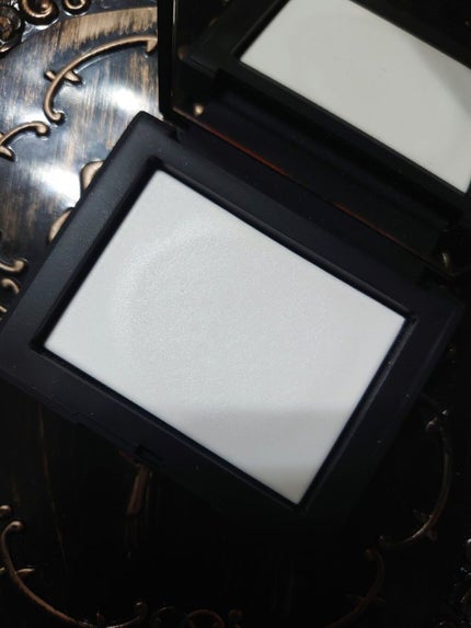 ライトリフレクティングセッティングパウダー プレスト N/NARS/プレストパウダーを使ったクチコミ(3枚目)