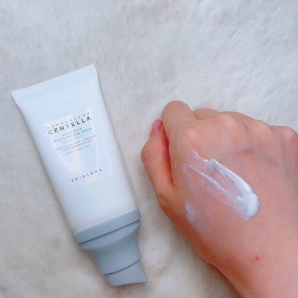 ヒアルーシカ ウォーターフィット サンセラム/SKIN1004/日焼け止めローションを使ったクチコミ(2枚目)