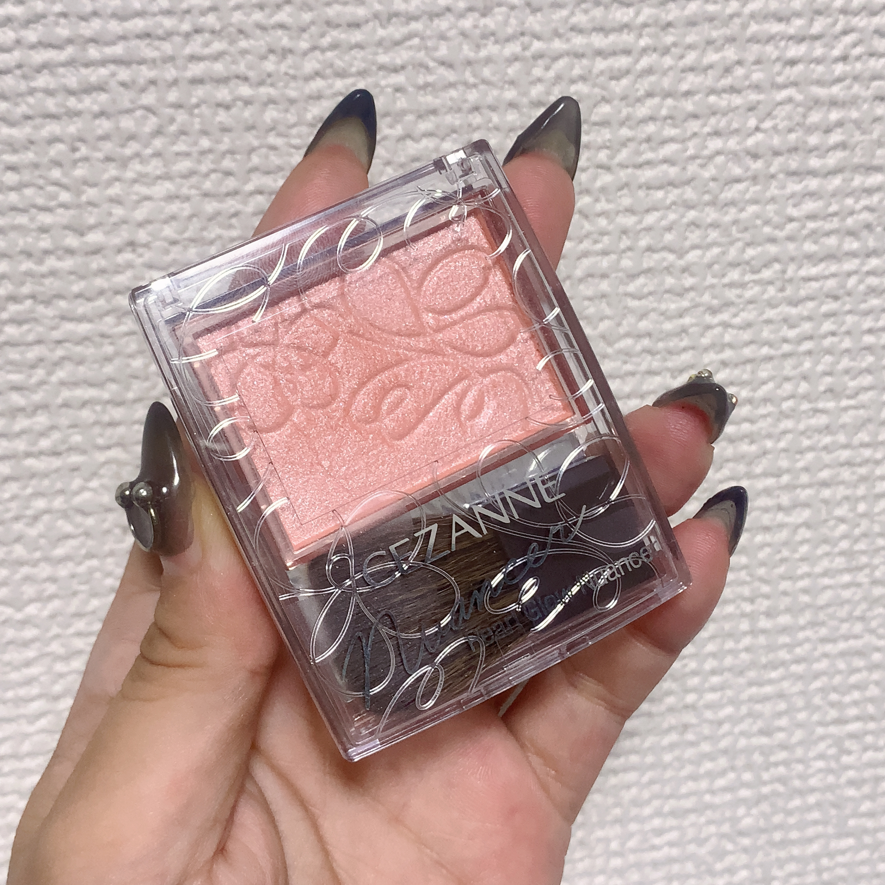 パールグロウニュアンサー/CEZANNE/パウダーハイライトを使ったクチコミ（1枚目）