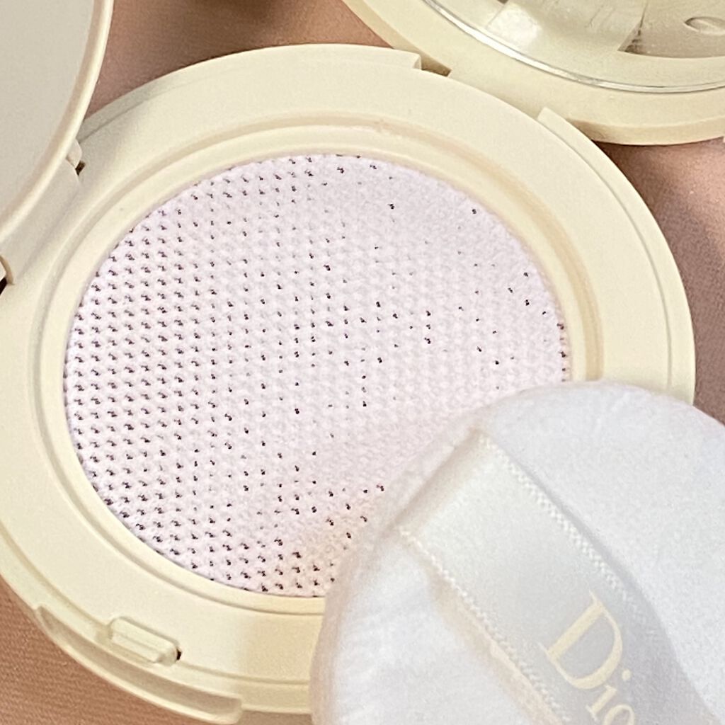 ディオールスキン フォーエヴァー クッション パウダー/Dior/ルースパウダーを使ったクチコミ（3枚目）
