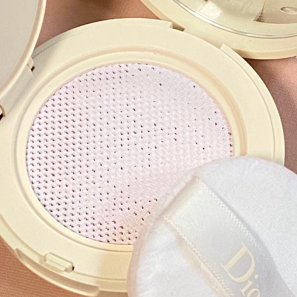 ディオールスキン フォーエヴァー クッション パウダー/Dior/ルースパウダーを使ったクチコミ(3枚目)