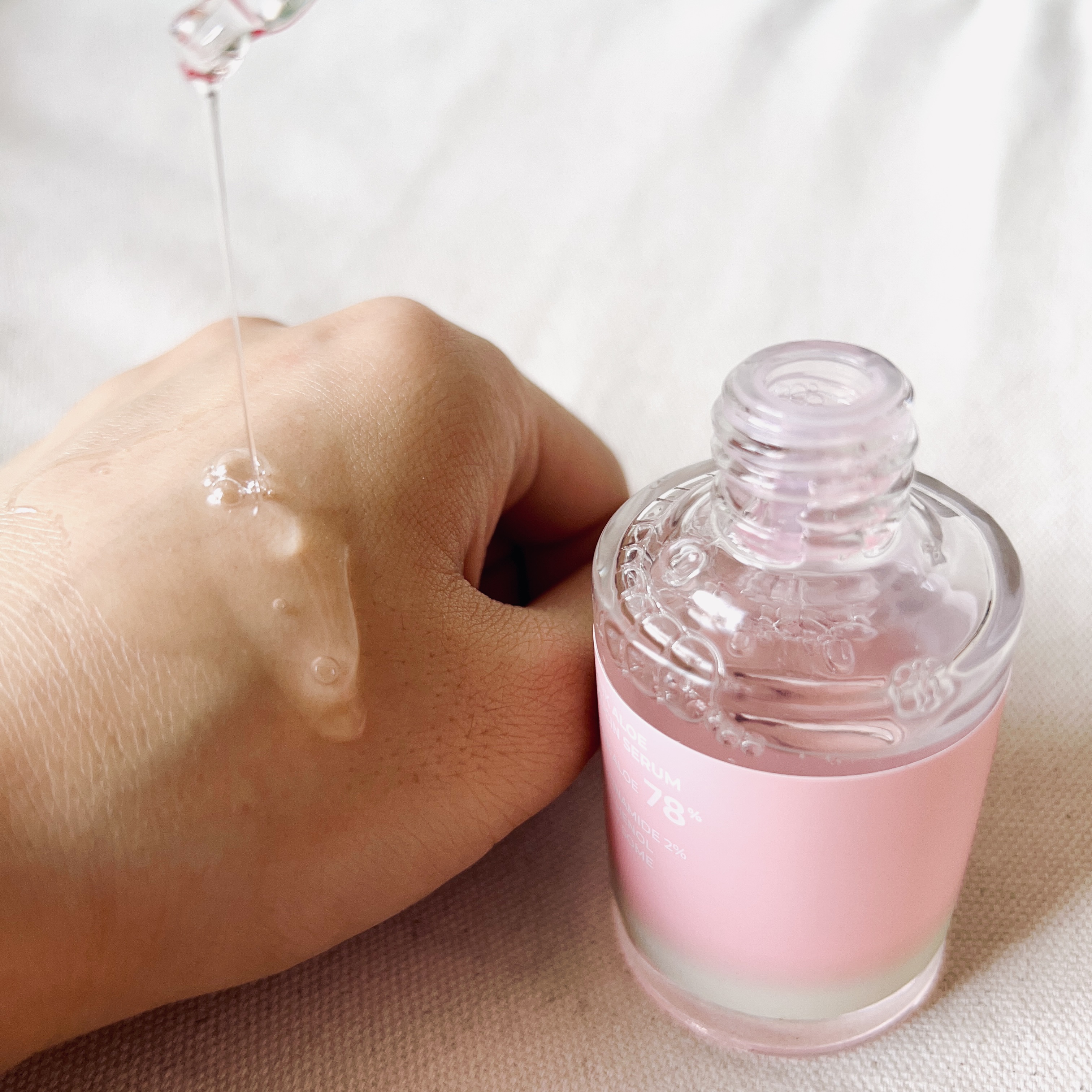 ピンクアロエムチンセラム/APRILSKIN/美容液を使ったクチコミ（2枚目）