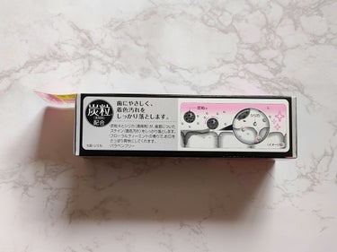 小林製薬 美白スミガキのクチコミ「【購入商品】
小林製薬 美白スミガキ

【商品の特徴】
吸着力で澄んだお口に
着色汚れを落とし.....」（3枚目）