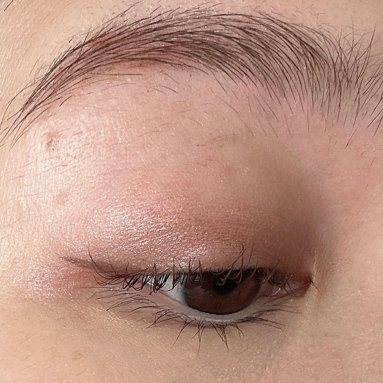 イエベ春ちょいサマー on LIPS 「アイシャドウ大好き♡♡な私です。みんなも大好きコスメデコルテか..」(4枚目)