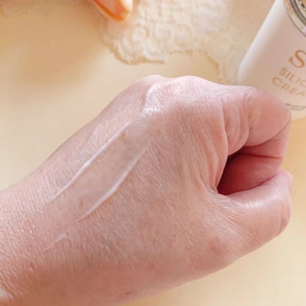 SCシリカスピッククリーム/CHARIS&Co./フェイスクリームを使ったクチコミ(4枚目)