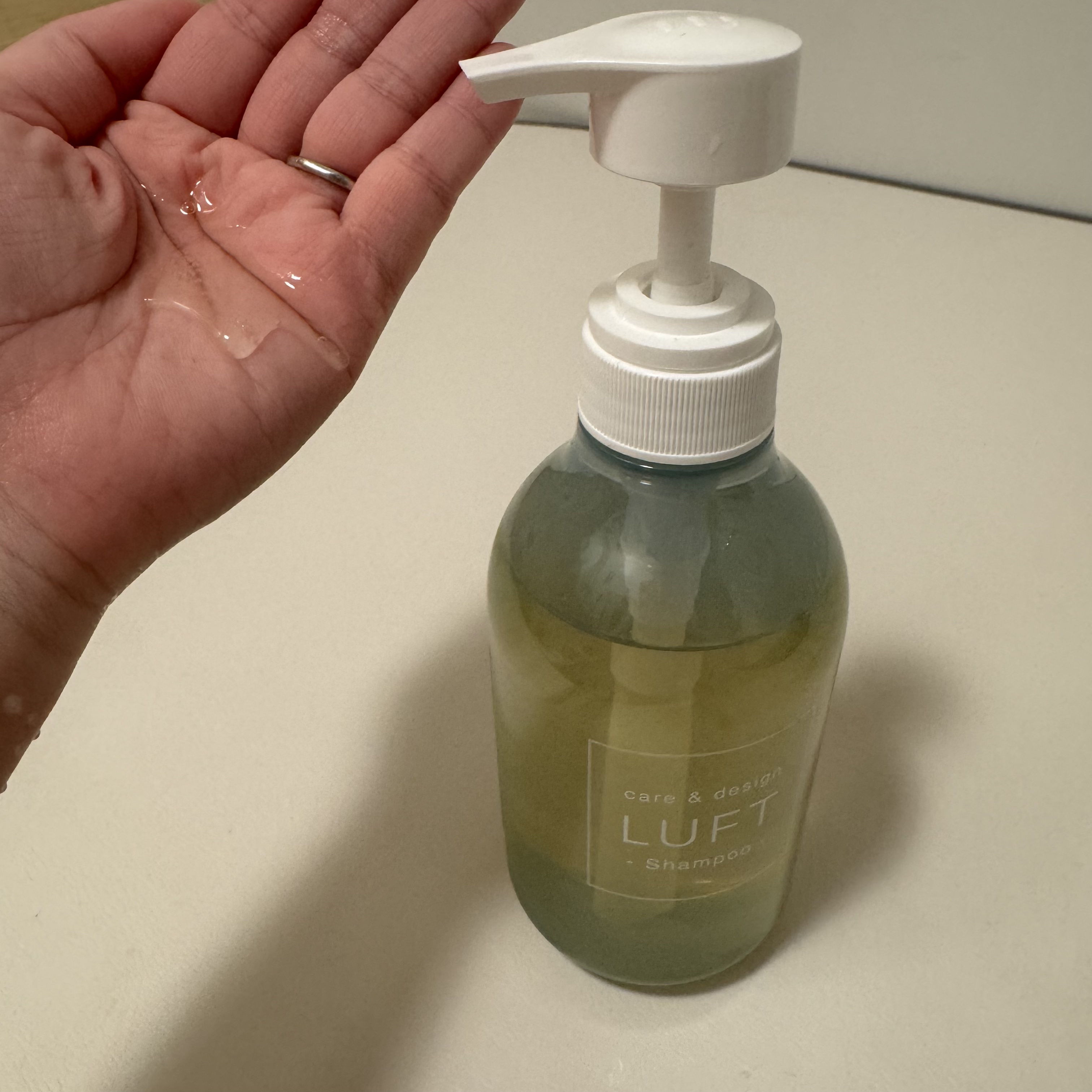 ケア＆デザインオイル/LUFT/ヘアオイルを使ったクチコミ（3枚目）