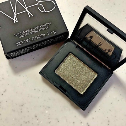 ハードワイヤードアイシャドー/NARS/単色アイシャドウを使ったクチコミ(2枚目)