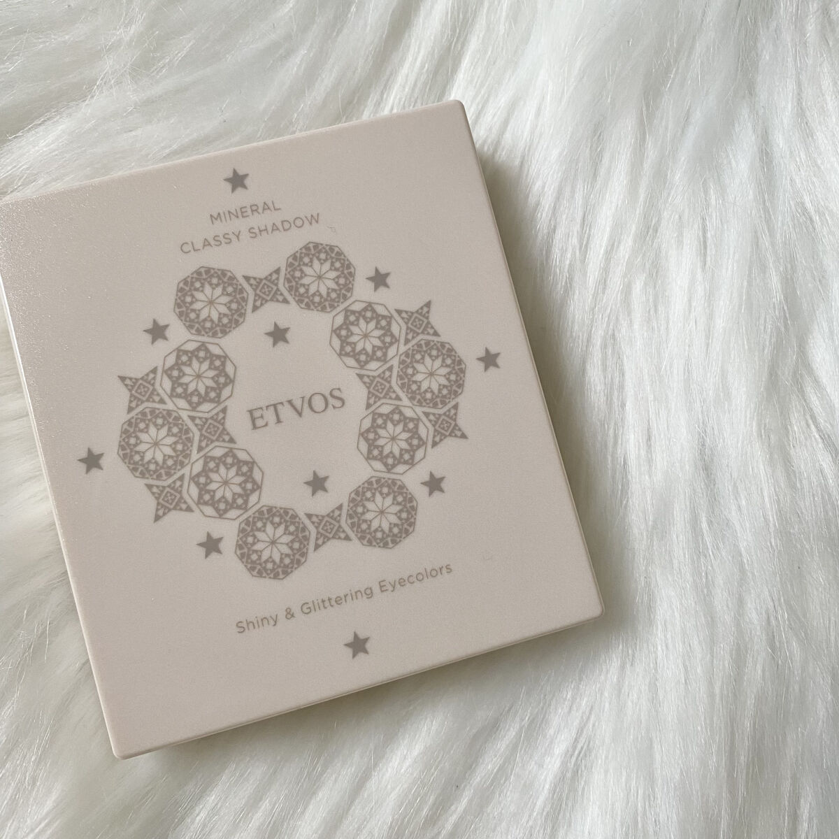 ミネラルクラッシィシャドー2022CF/エトヴォス/アイシャドウパレットを使ったクチコミ（3枚目）