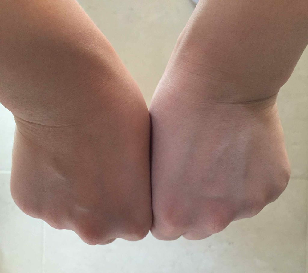 ワンデイブライトナー プレミアム/セラ/クリーム・エマルジョンファンデーションを使ったクチコミ(2枚目)