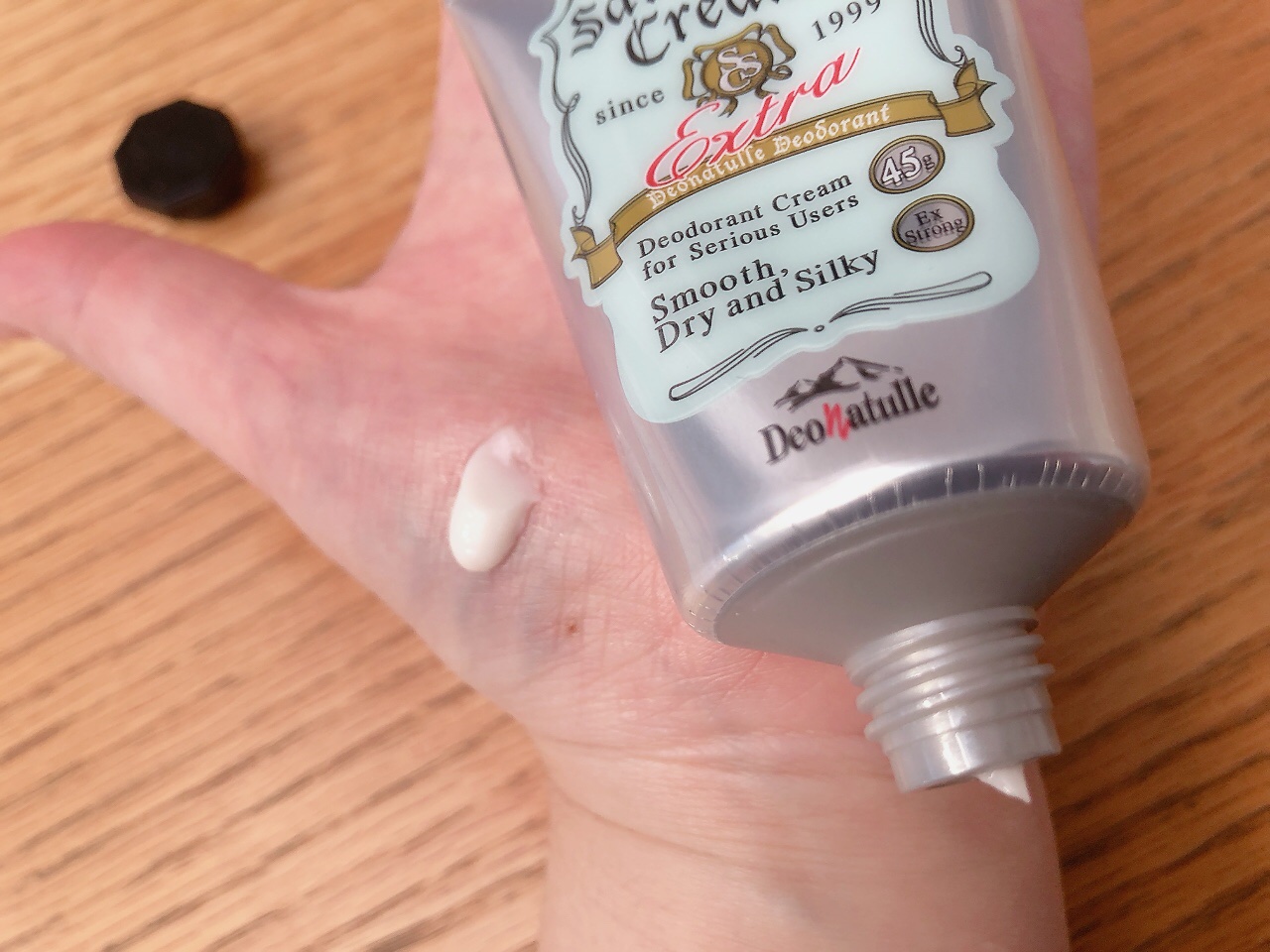 薬用さらさらデオドラントパウダー/デオナチュレ/デオドラント・制汗剤を使ったクチコミ（3枚目）