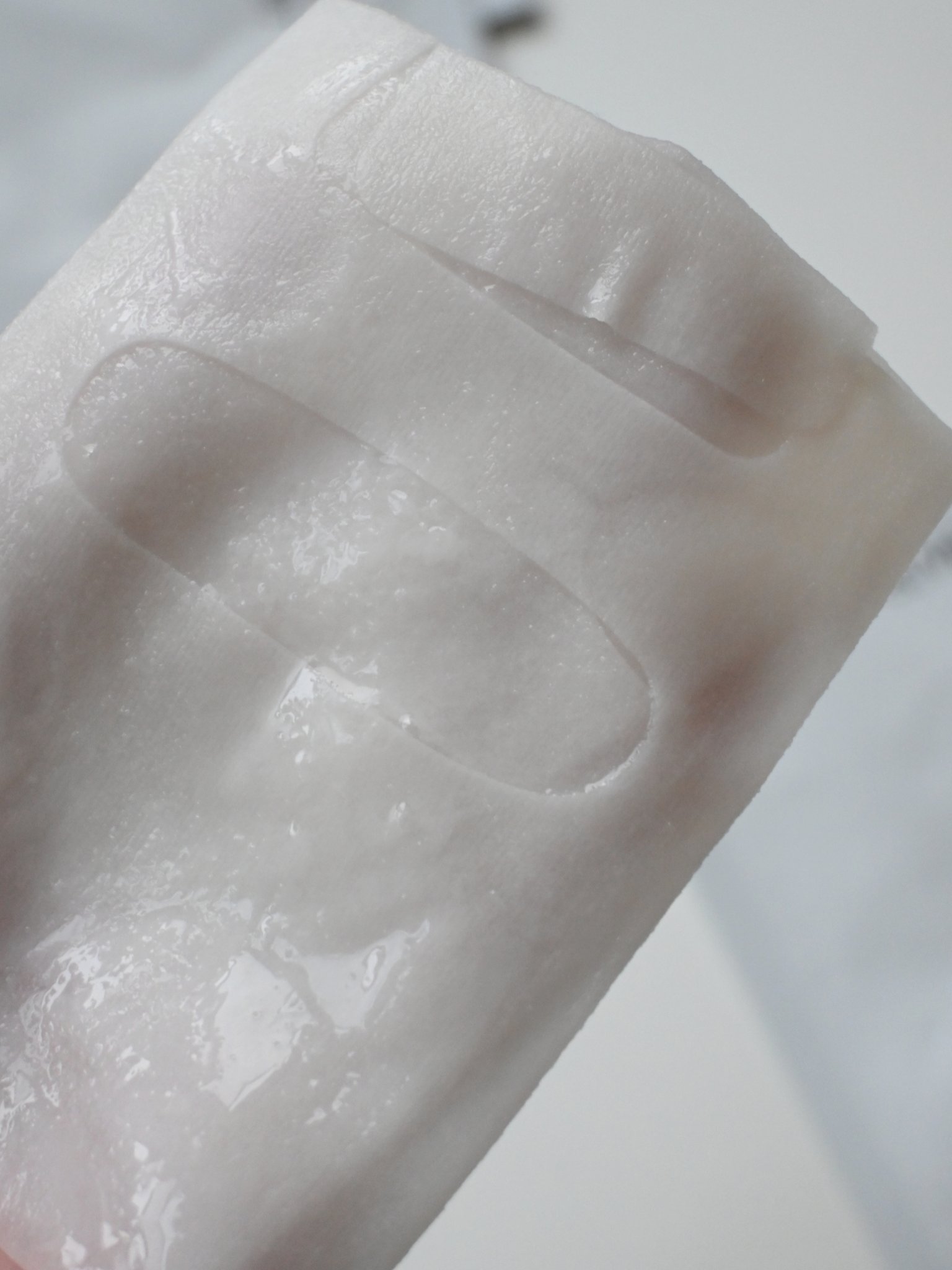 セラミドソームメロウベルベットマスク/Genabelle/シートマスク・パックを使ったクチコミ（2枚目）