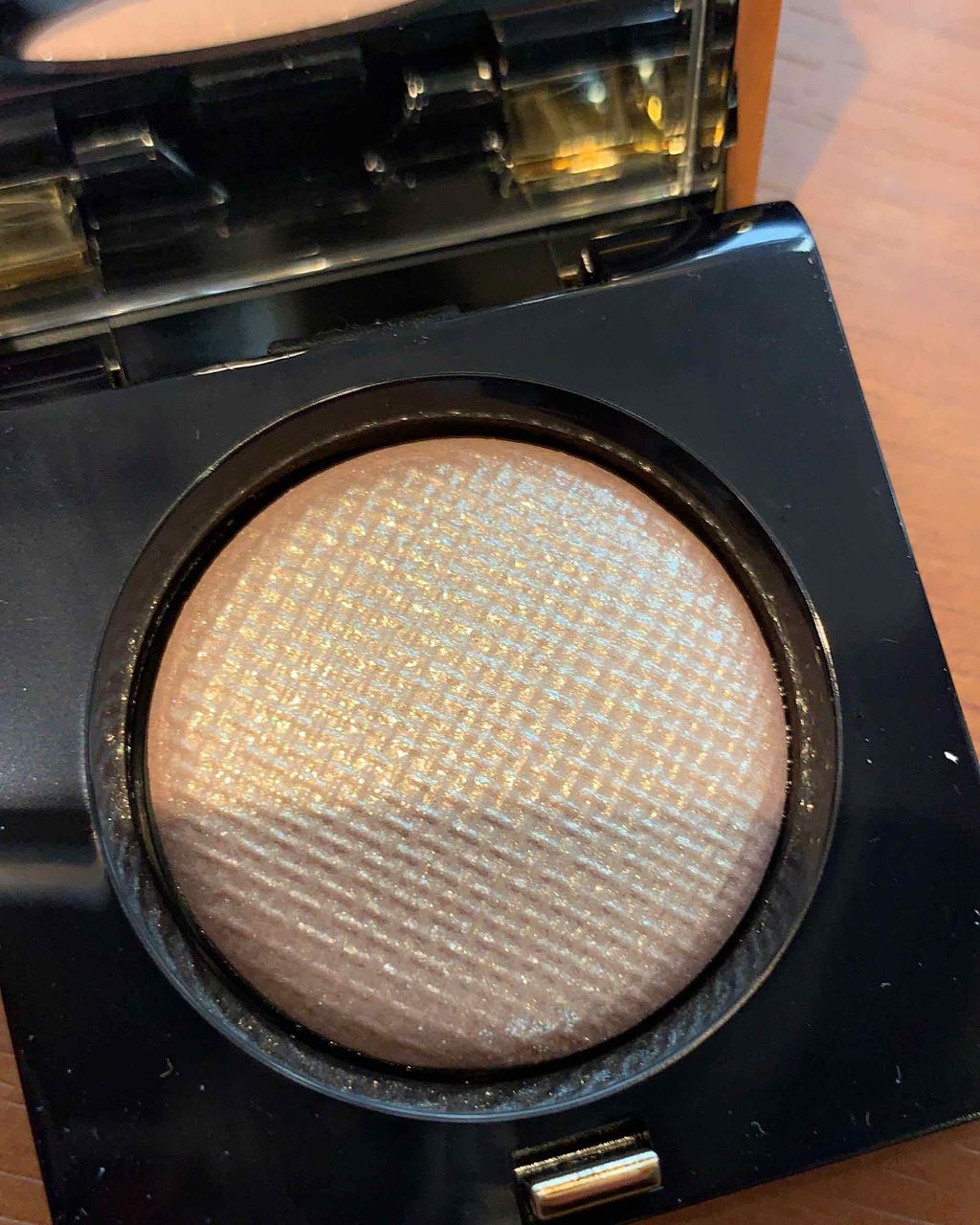 リュクスアイシャドウ/BOBBI BROWN/単色アイシャドウを使ったクチコミ(2枚目)