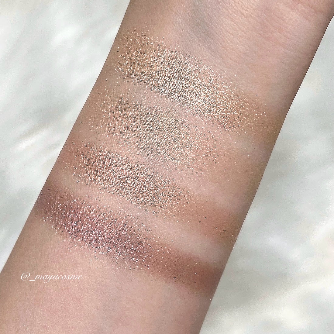 リップ オイル ティント “ストーリー オブ ライフ”/ADDICTION/リップティントを使ったクチコミ(4枚目)