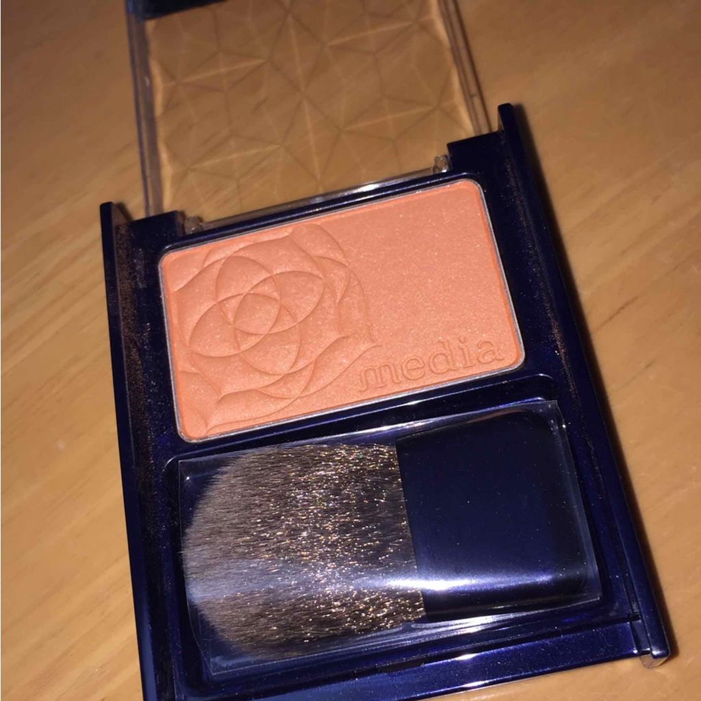 ブライトアップチークN/media/パウダーチークを使ったクチコミ（1枚目）