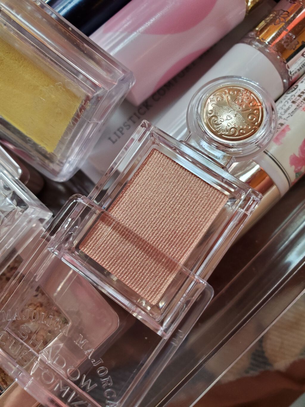 シャドーカスタマイズ/MAJOLICA MAJORCA/単色アイシャドウを使ったクチコミ(2枚目)