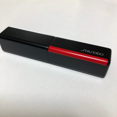 SHISEIDO ヴィジョナリージェルリップスティック212です。
インスタで見て可愛いと思って買いに行きました！ブラウンだけど赤みもあって使いやすいカラーで発色もいいしこっくりとした質感です！柔らかい