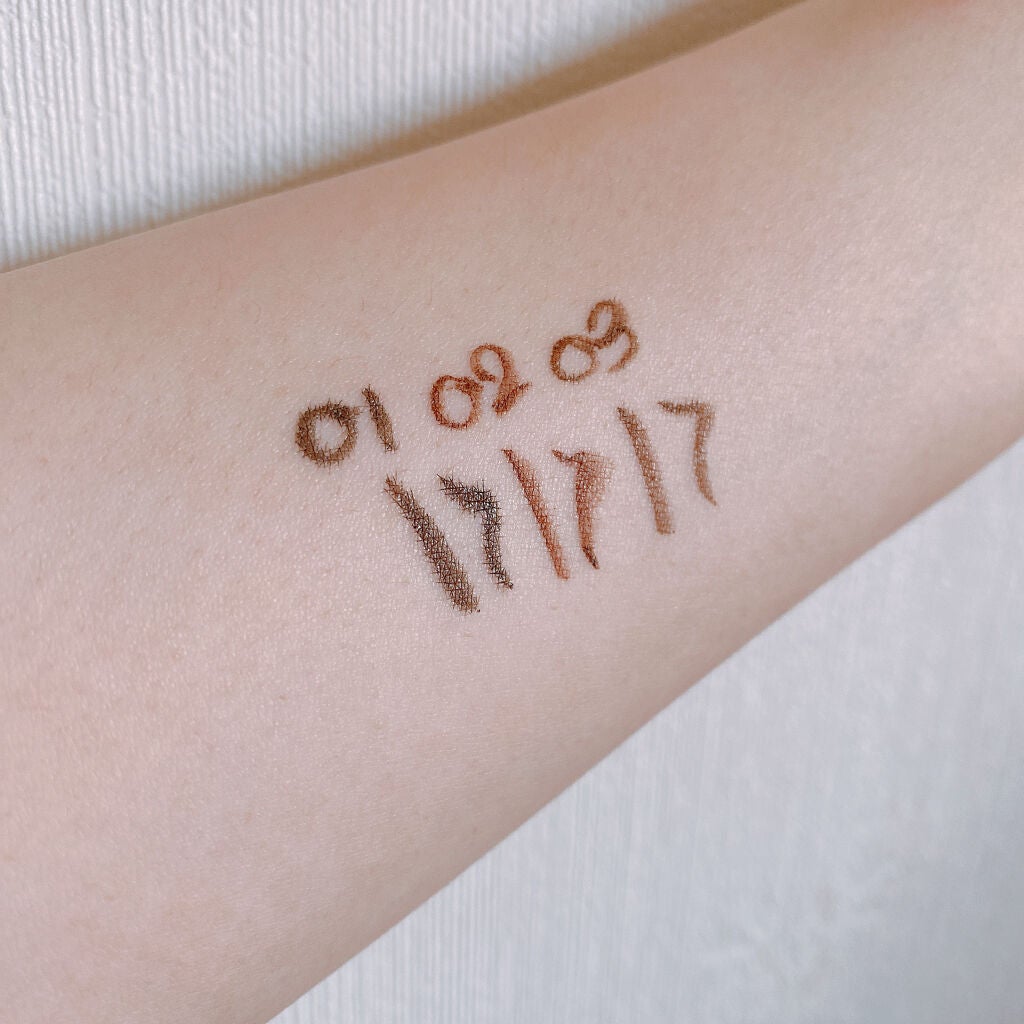 「密着アイライナー」ショート筆リキッド/デジャヴュ/リキッドアイライナーを使ったクチコミ(3枚目)