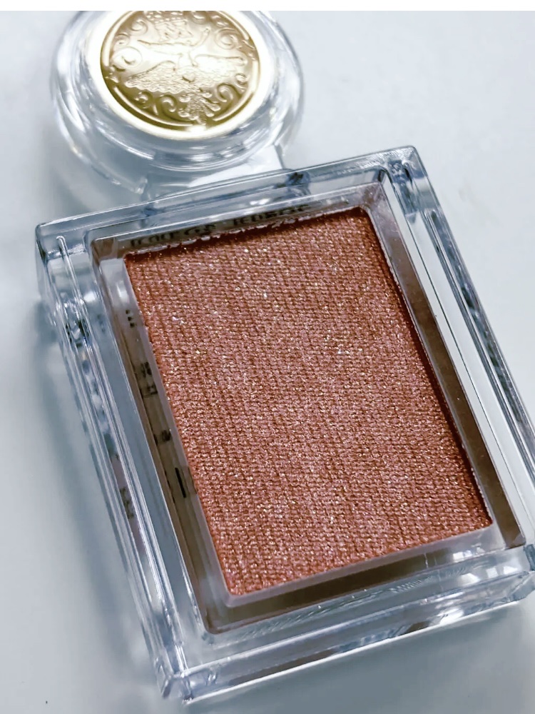 シャドーカスタマイズ/MAJOLICA MAJORCA/単色アイシャドウを使ったクチコミ（2枚目）