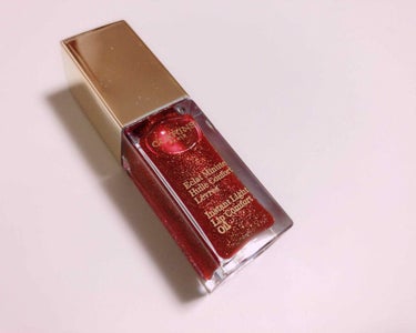 CLARINS
コンフォート リップオイル
09 redberry glam  3,456円
(ホリデーコレクション2018 限定色)  
※2枚目 濃いめのリップ、レッドベリーグラム重ねたやつ、レッド